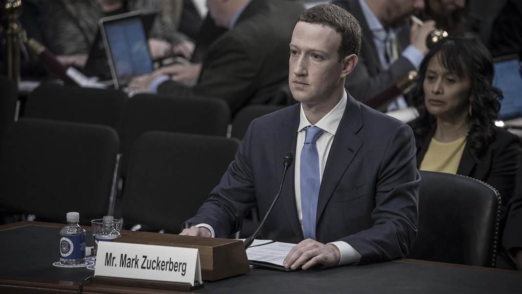 Mark Zuckerberg tại phiên đối chất với thượng nghị mỹ